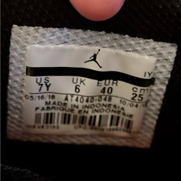 Nike Jordan 1 - Black with Blue & Red accent - - Picture 6 of 6